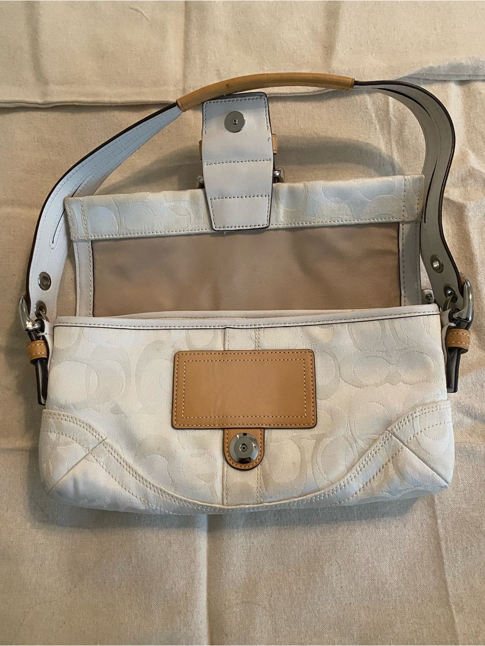 Coach White Signature Canvas Shoulder Bag with Tan Leather Trim and Bee Accent - Picture 3 of 10
